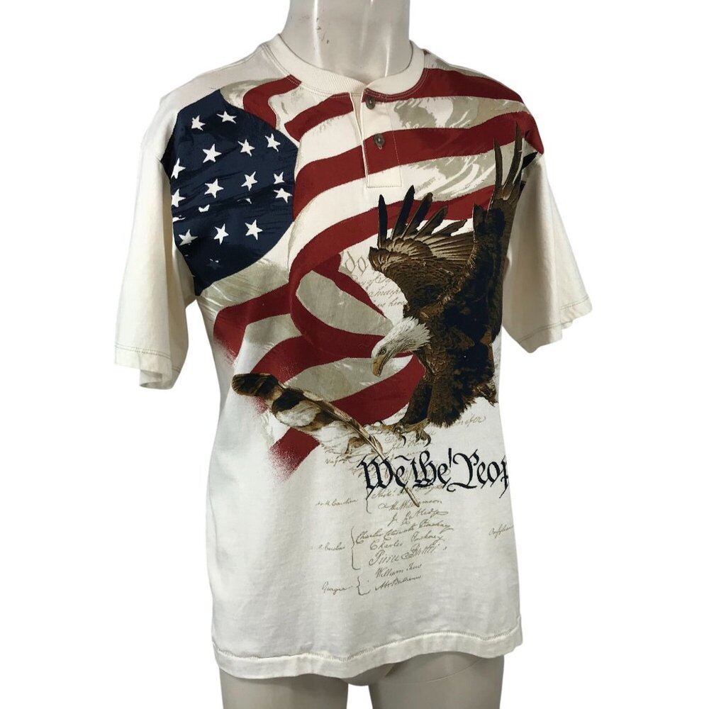 AMERICAN LEGACY - MEN MEDIUM - CREAM SHORT SLEEVE CREW NECK AMERICAN FLAG SHIRT